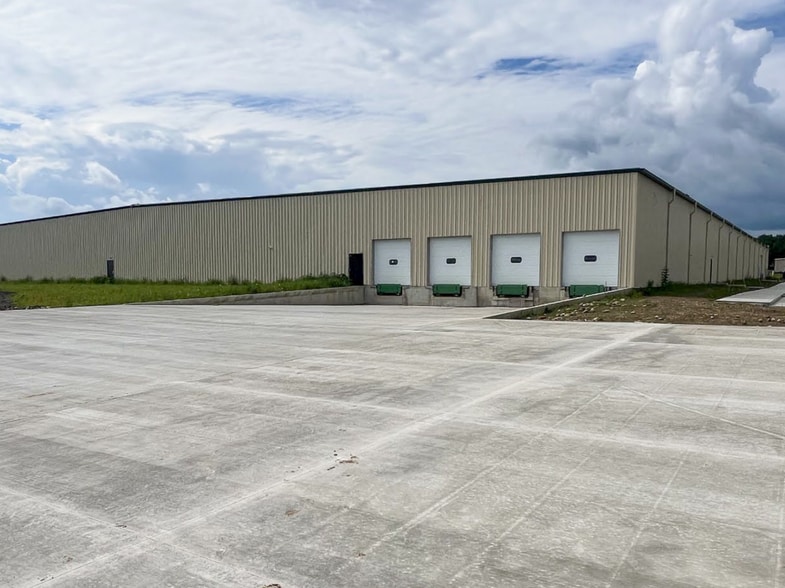 Primary Photo Of 990 Haines Blvd, Sturgis Distribution For Lease