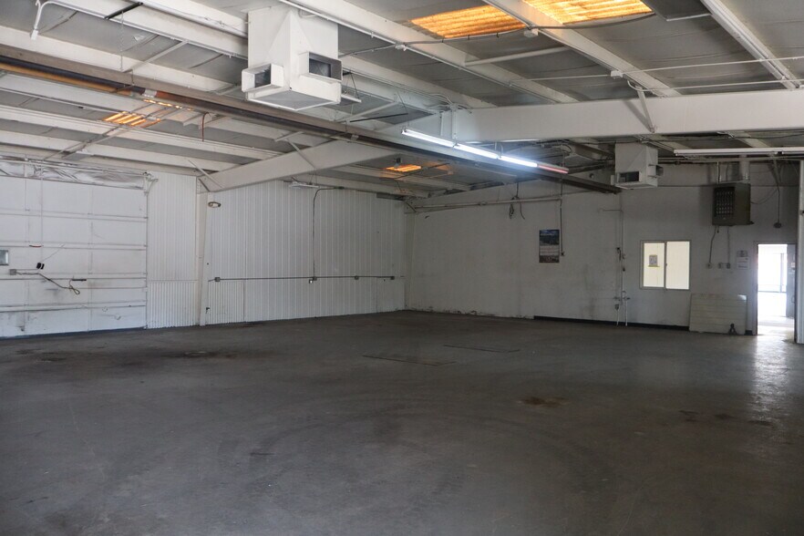 More Photos Of 2733 8th Ave, Greeley Freestanding For Sale