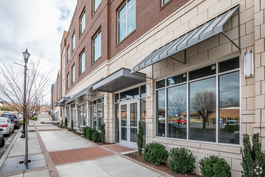 More Photos Of 7105 Town Center Way, Brentwood Office For Lease