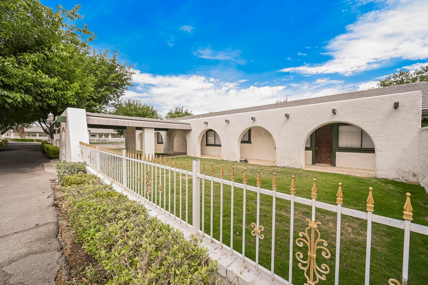 More Photos Of 6629 S Pecos Rd, Las Vegas Horse Stables For Sale