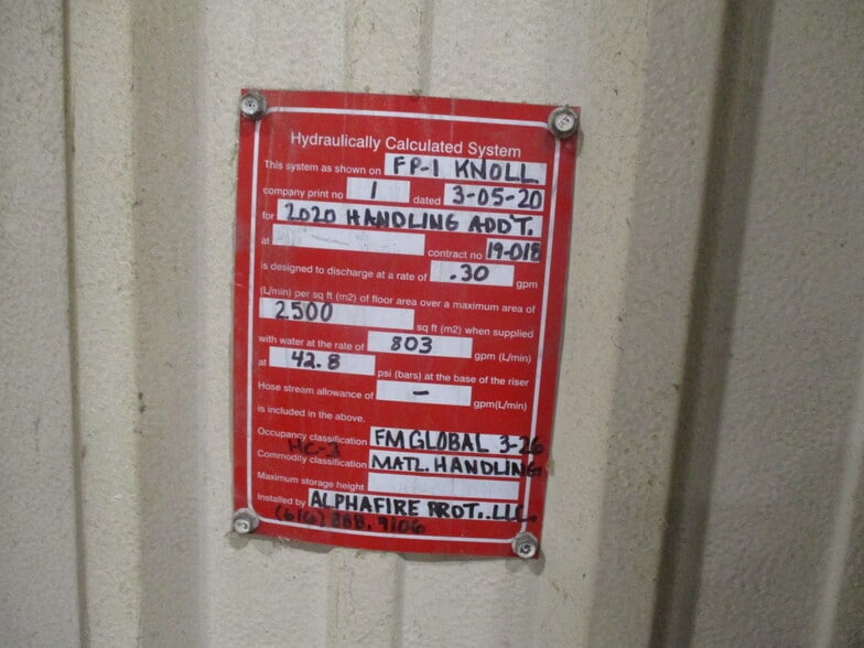 More Photos Of 2800 Estes St, Norton Shores Manufacturing For Sale