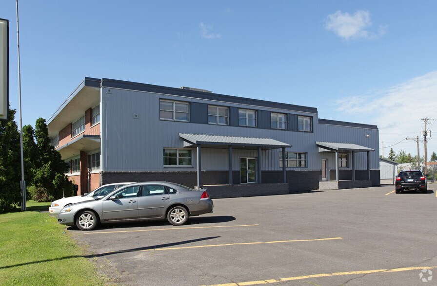 More Photos Of 1711 E 13th St, Hibbing Flex For Lease