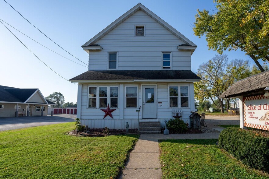 Primary Photo Of 507 W Wisconsin St, Sparta Flex For Sale
