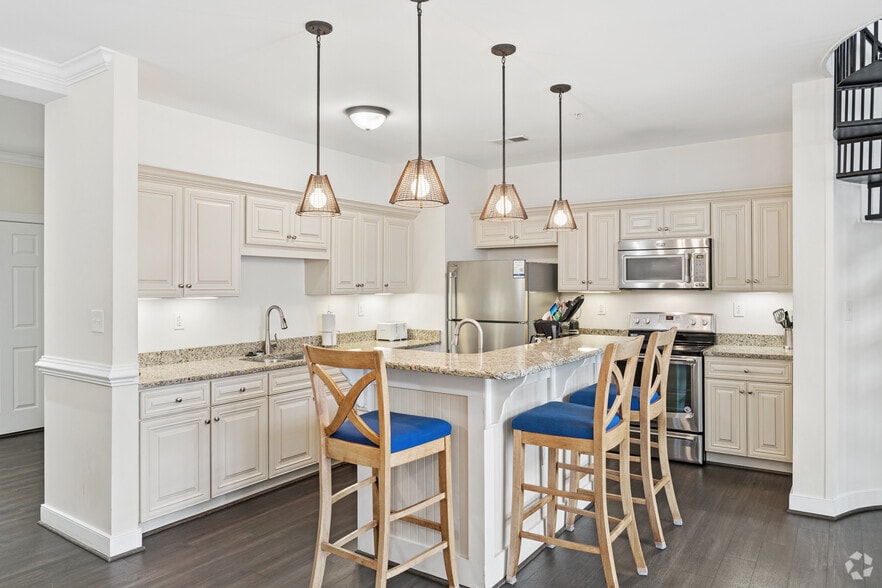 More Photos Of 231 Waterside Dr, Roper Apartments For Sale