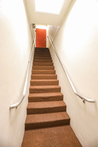 More Photos Of 305 SE 2nd Ave, Gainesville Office For Lease