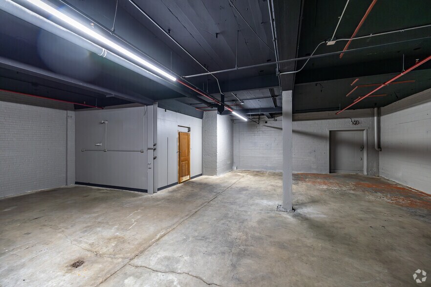 More Photos Of 600-610 Montgomery St, Saint Paul Warehouse For Lease