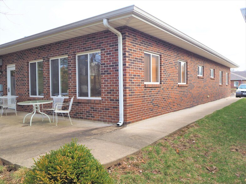 More Photos Of 60 Gailwood Dr, Saint Peters Medical For Lease