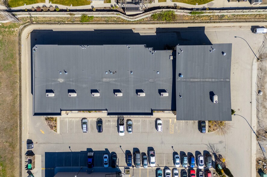 More Photos Of 2374 Bering Rd, Westbank Industrial For Sale