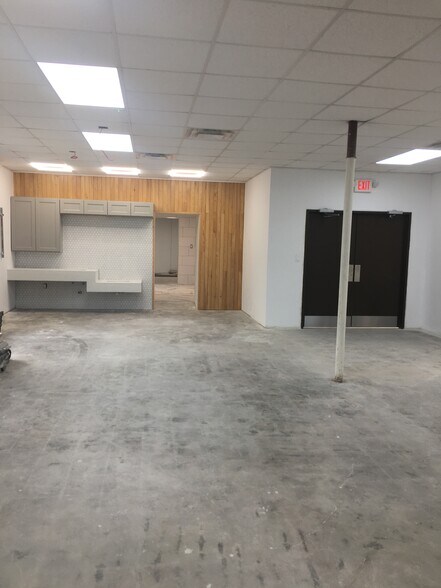 More Photos Of 4304 La Branch St, Houston Daycare Center For Lease