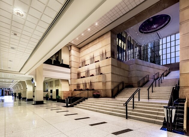 More Photos Of 800 LaSalle Ave, Minneapolis Office For Lease