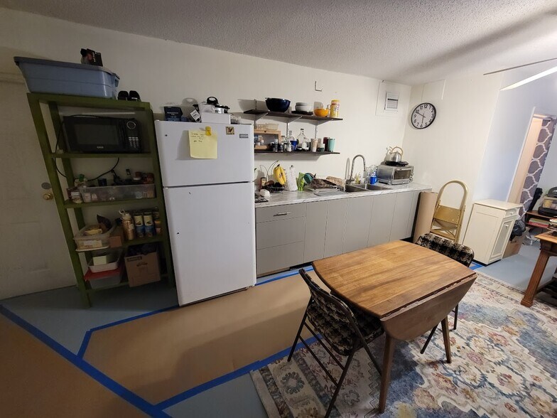 More Photos Of 5205 Haines Rd, Saint Petersburg Flex For Sale