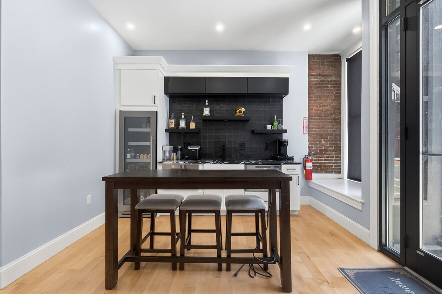 More Photos Of 129-131 N Washington St, Boston Storefront Retail Office For Sale