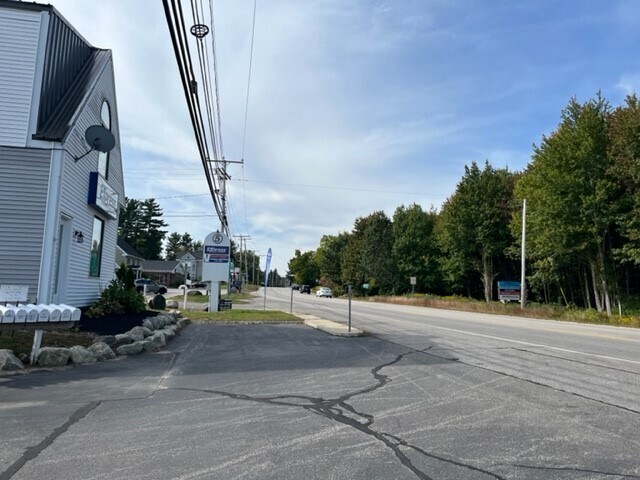 More Photos Of 1 Lafayette Rd, Hampton Office For Lease