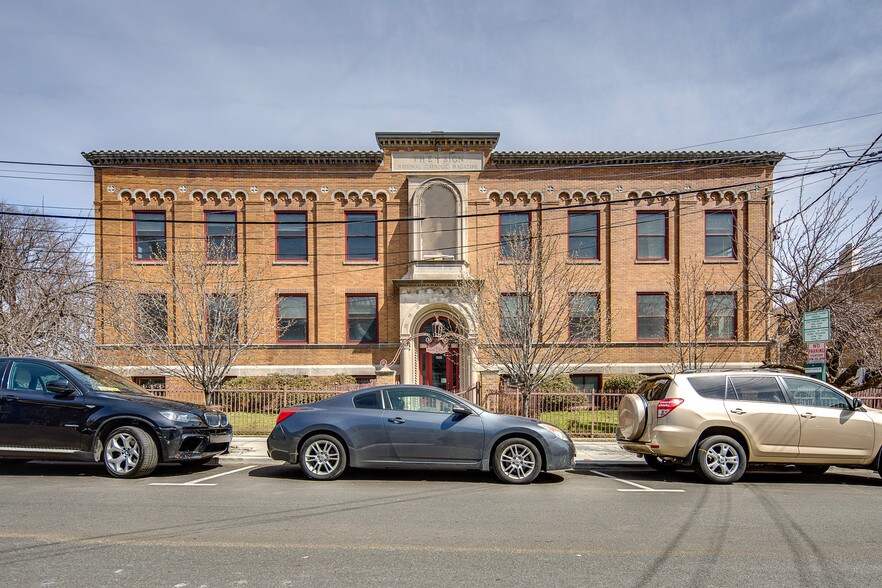 More Photos Of 2000 West St, Union City Office Residential For Sale