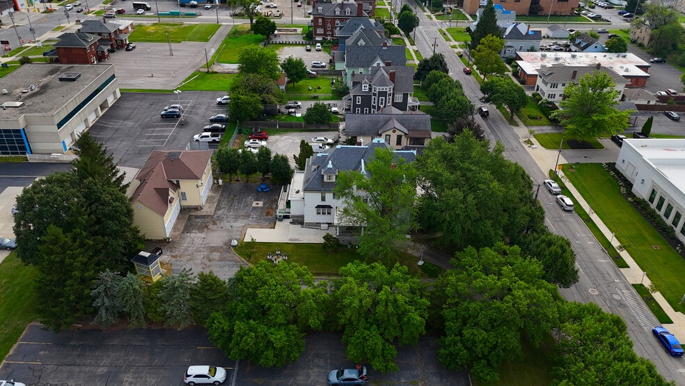 More Photos Of 364 E Church St, Marion Multifamily For Sale