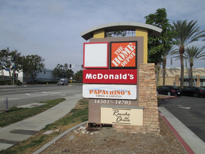 More Photos Of 14659 Ramona Ave, Chino Department Store For Lease