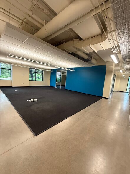 More Photos Of 215 Riverfront Ter, Eau Claire Office For Lease