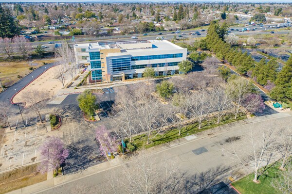 More Photos Of 8890 Cal Center Dr, Sacramento Office For Lease