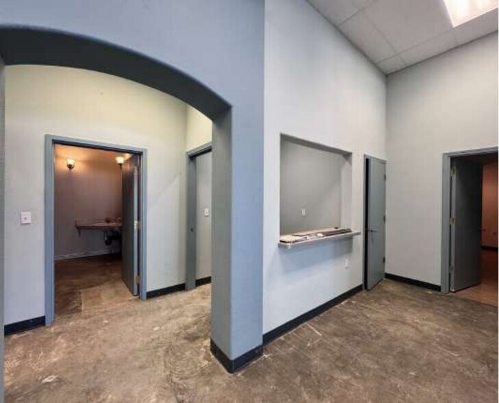 More Photos Of 6392-6512 Westside Rd, Redding Unknown For Lease