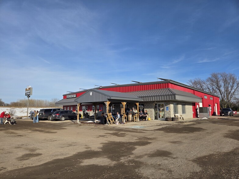 Primary Photo Of 4362 County Rd S, Oshkosh Restaurant For Sale