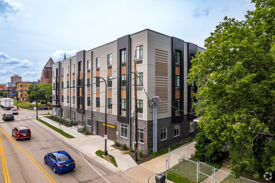 More Photos Of 1935 Park Ave, Minneapolis Apartments For Sale