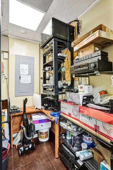 More Photos Of 7374 SW 93rd Ave, Miami Office For Sale