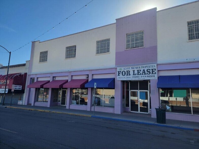 More Photos Of 156-160 N Morley Ave, Nogales Storefront Retail Residential For Lease