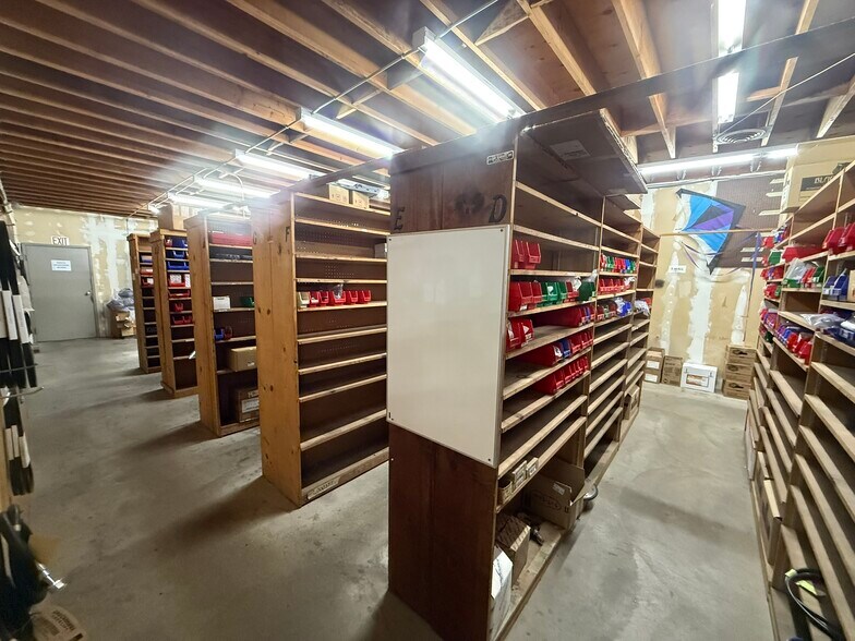More Photos Of 1360-1366 Burton Ave, Salinas Warehouse For Sale