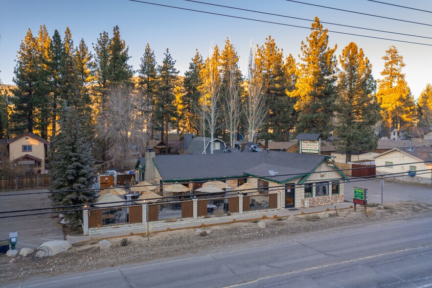 More Photos Of 337 W Big Bear Blvd, Big Bear City Restaurant For Sale