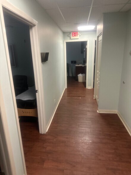 More Photos Of 1385 W State Road 434, Longwood Medical For Lease