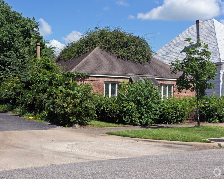 More Photos Of 557-559 S Lawrence St, Montgomery Office For Sale