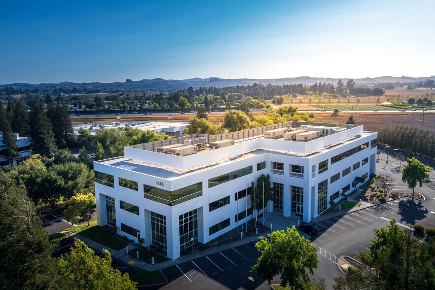 More Photos Of 1435 N McDowell Blvd, Petaluma Unknown For Lease