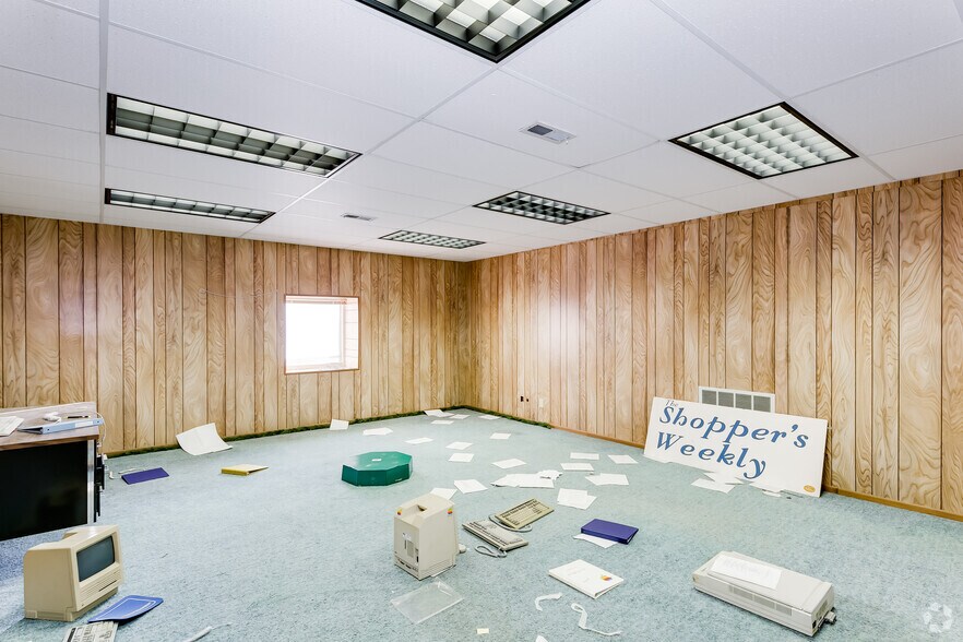 More Photos Of 705-709 N 2nd Ave, Dodge City Loft Creative Space For Lease