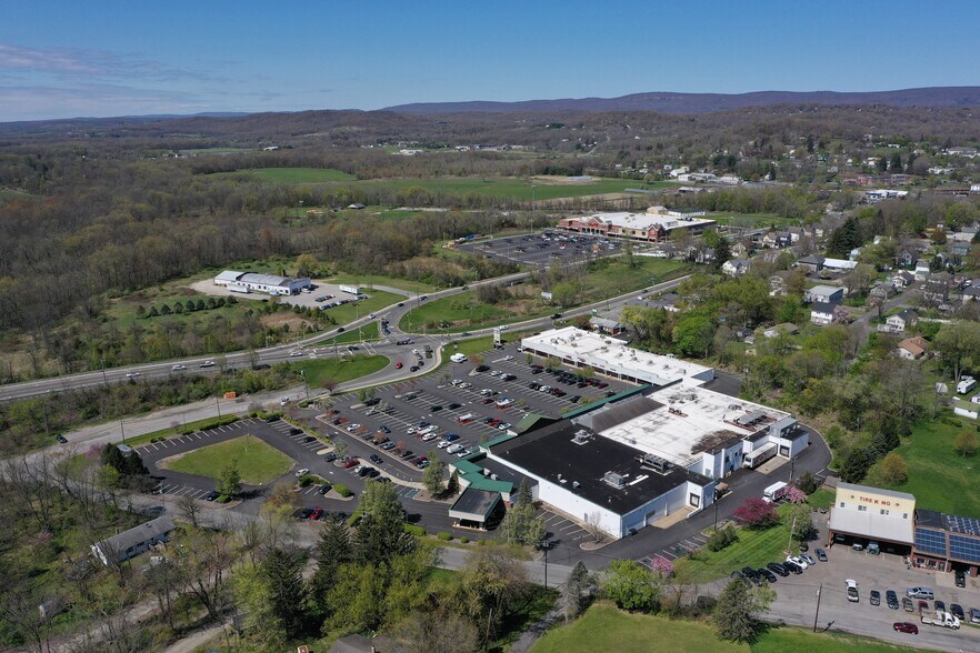 More Photos Of 455 State Rt 23, Wantage Supermarket For Lease