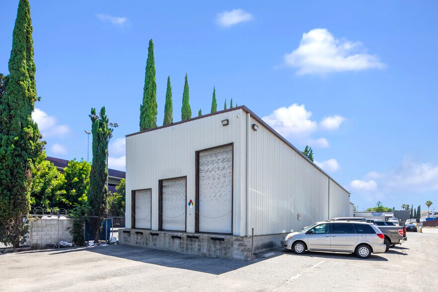 More Photos Of 6856 Van Nuys Blvd, Van Nuys Freestanding For Sale