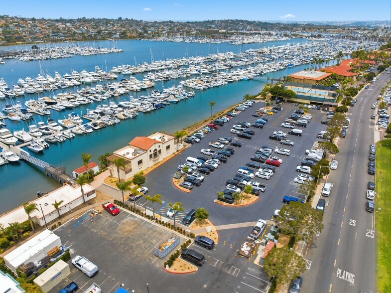 More Photos Of 1551 Shelter Island Dr, San Diego Hotel For Lease