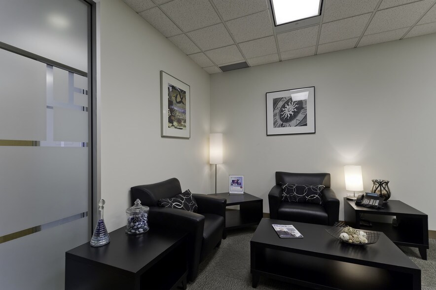 More Photos Of 888 3rd St SW, Calgary Coworking Space
