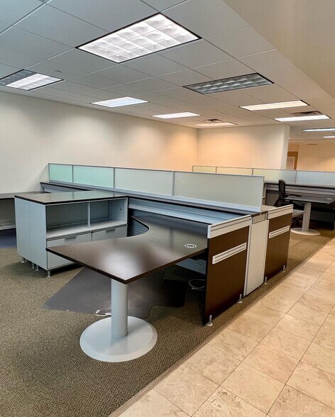 More Photos Of 3363 NE 163rd St, North Miami Beach Medical For Sale