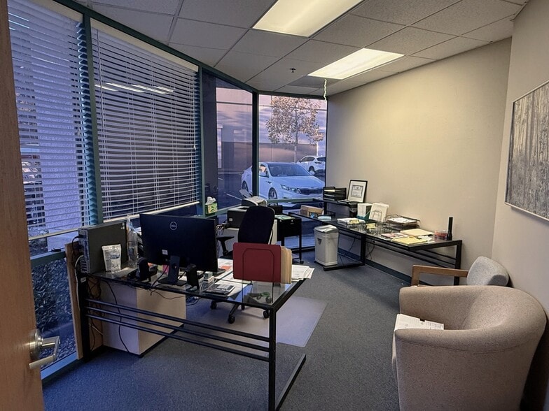 More Photos Of 3275-3281 Grande Vista Dr, Newbury Park Manufacturing For Sale