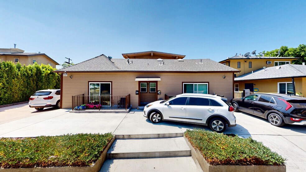 More Photos Of 1344 E Broadway, Glendale Apartments For Sale