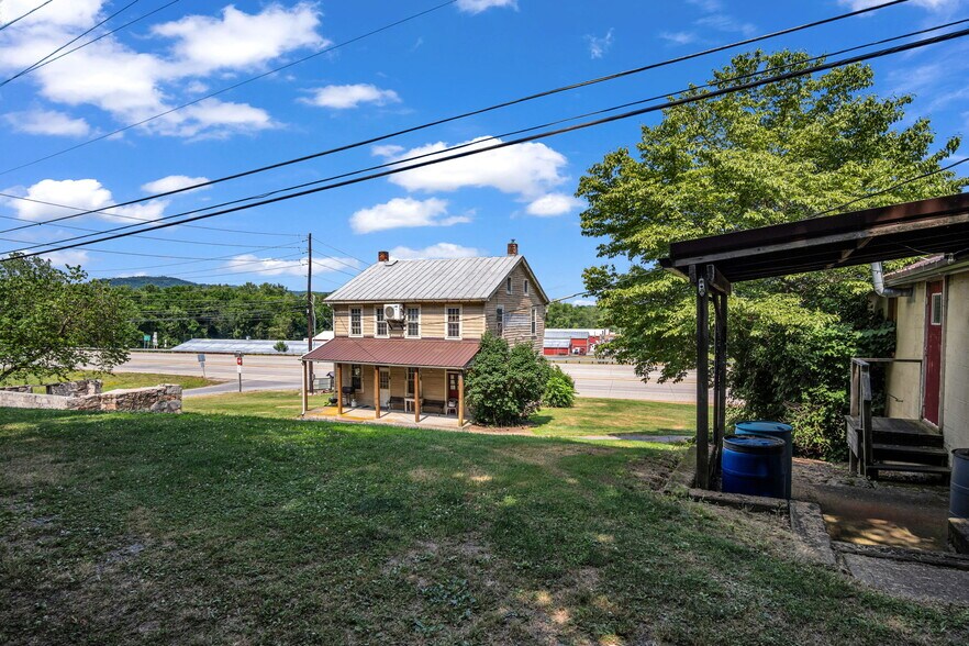 More Photos Of 3 Orchard Rd, Liverpool Winery Vineyard For Sale