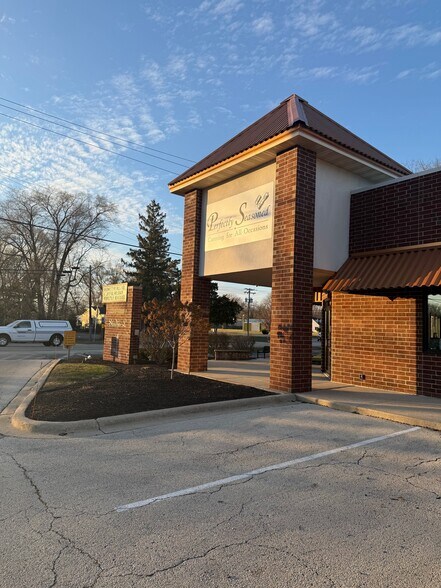 More Photos Of 11015 Main St, Roscoe Storefront Retail Office For Sale