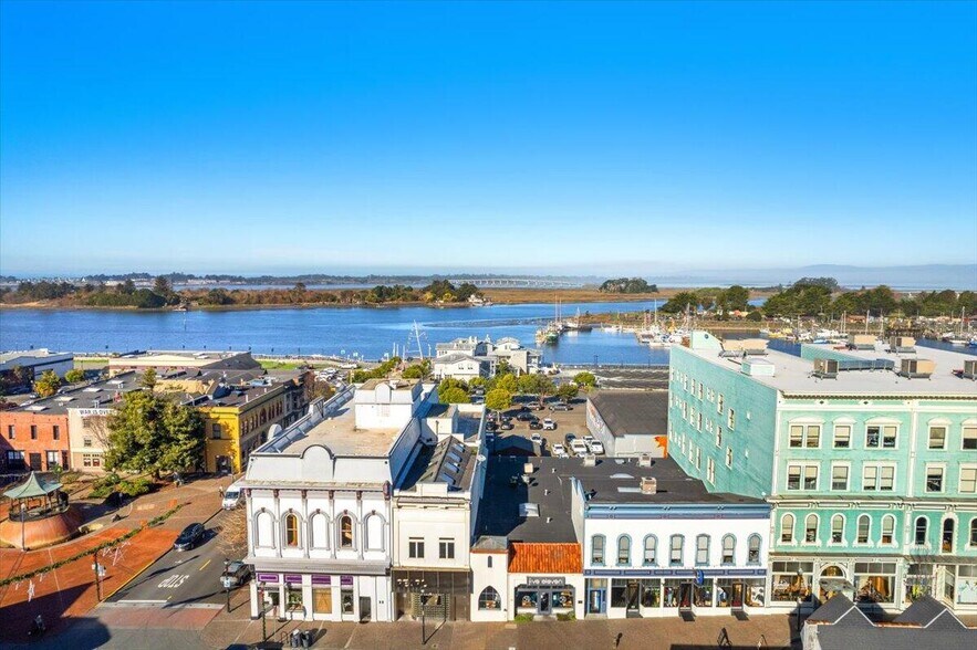 More Photos Of 507 2nd St, Eureka General Retail For Sale