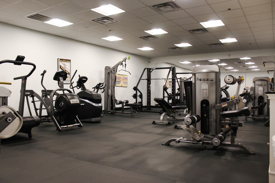 More Photos Of 10 Admiral St, Providence Office For Lease