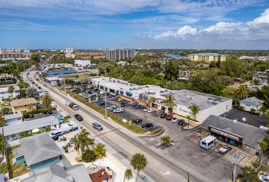 More Photos Of 6595-6635 Midnight Pass Rd, Sarasota Unknown For Lease