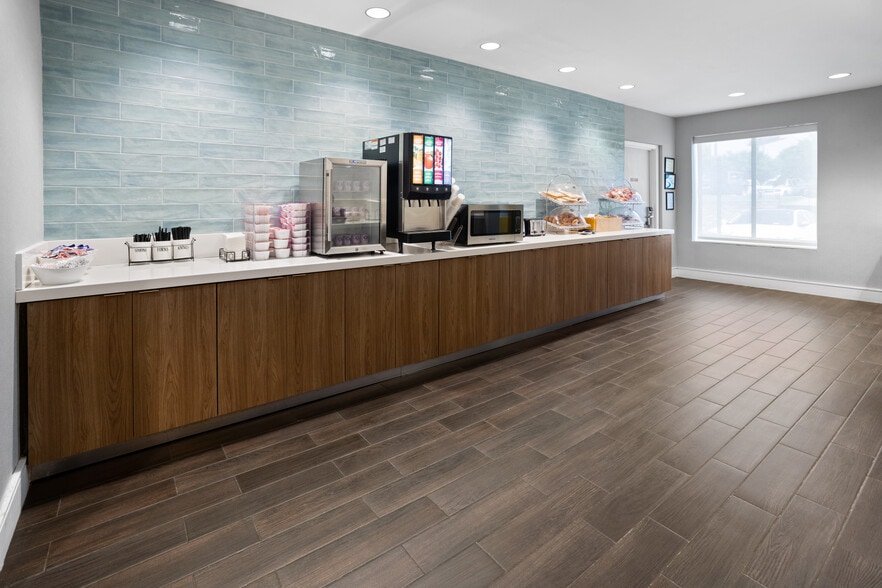 More Photos Of 1200 Virginia Ave, Atlanta Hotel For Sale