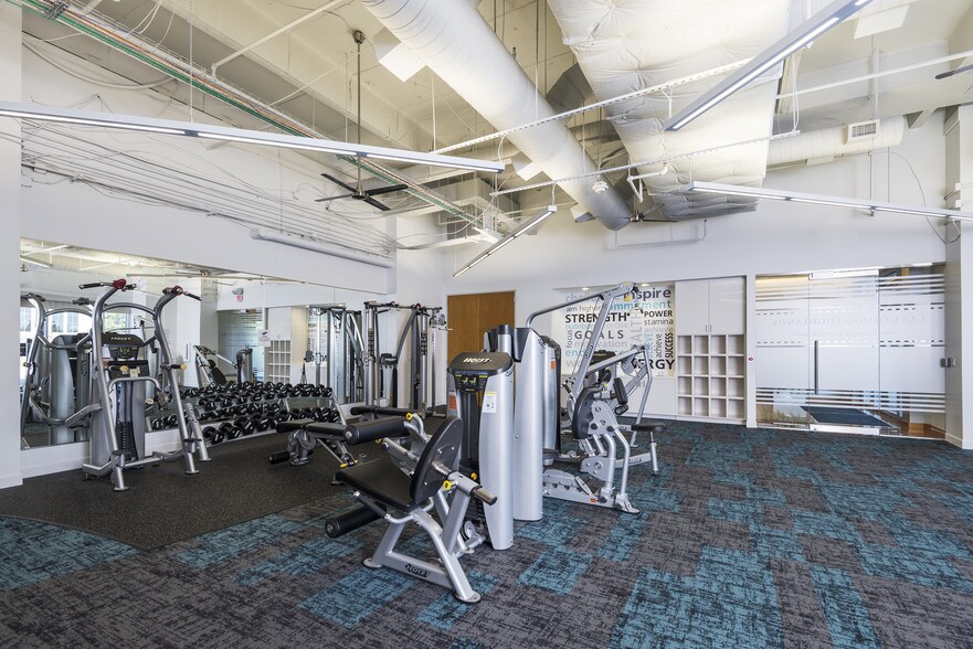 More Photos Of 6191 N State Highway 161, Irving Office For Lease