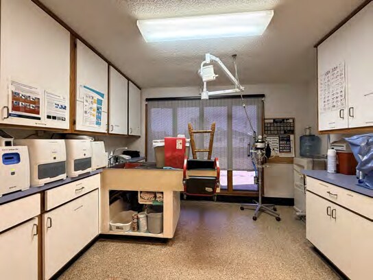 More Photos Of 1721 E University Dr, Mesa Office For Sale