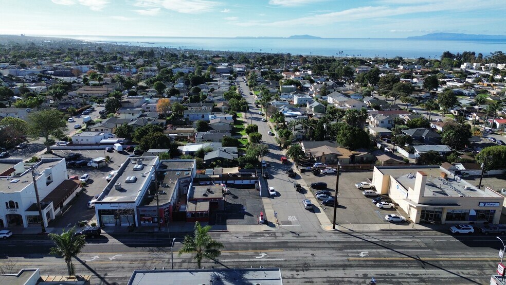 More Photos Of 1876 E Main St, Ventura Freestanding For Sale