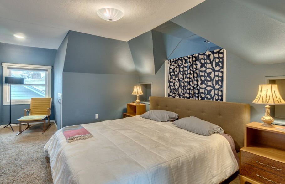 More Photos Of 1614 N Church St, Portland Apartments For Sale